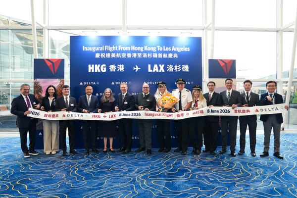 Jeff Moomaw, Vice President Asia Pacific at Delta Air Lines (6th from the left), Julie Eadeh, U.S. Consul General Hong Kong & Macau (5th from the left), William Ho, Executive Director Corporate Development at Hong Kong International Airport (4th from the left), and Rofia Larsson, Vice President, Global Tourism Development at Los Angeles Tourism & Convention Board (2nd from the left), at the ribbon cutting ceremony at the departure gate of Hong Kong International Airport. Jeff Moomaw, Vice President Asia Pacific at Delta Air Lines (6th from the left), Julie Eadeh, U.S. Consul General Hong Kong & Macau (5th from the left), William Ho, Executive Director Corporate Development at Hong Kong International Airport (4th from the left), and Rofia Larsson, Vice President, Global Tourism Development at Los Angeles Tourism & Convention Board (2nd from the left), at the ribbon cutting ceremony at the departure gate of Hong Kong International Airport.