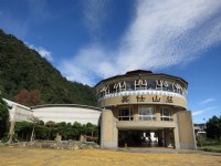 太平山英仕山莊-水力旋轉餐廳