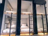 奇異果快捷旅店-台中站前二館-青年旅舍