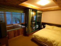 Full Moon Spa-