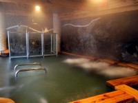 Full Moon Spa-