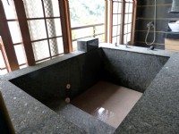 Full Moon Spa-