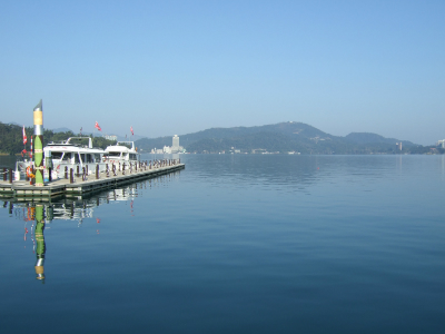 Sun Moon Lake (Photo: Mimi H.)