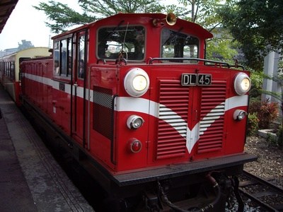 Alishan Railway photo by Eva