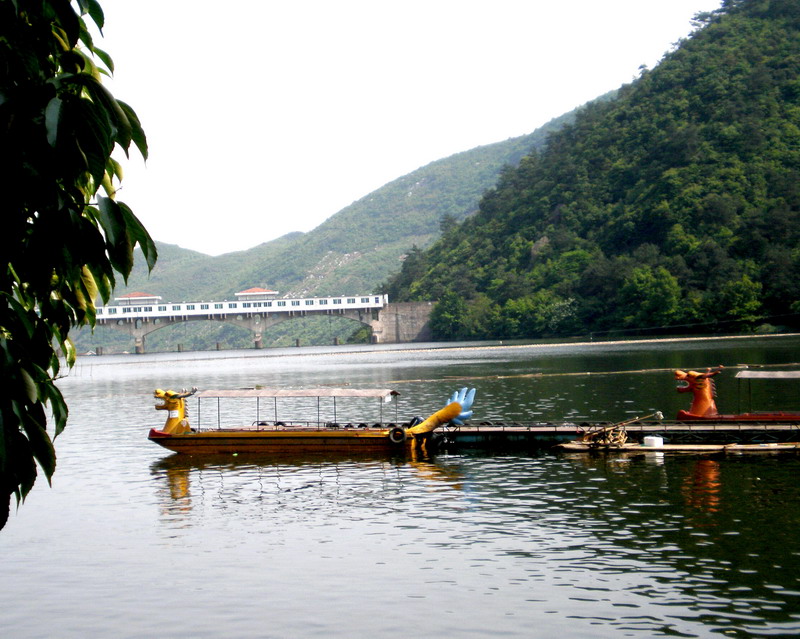 富春桃源-悠遊湖面 攝影：顧穎