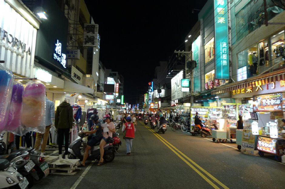 文化路夜市 攝影：Eva隨手拍