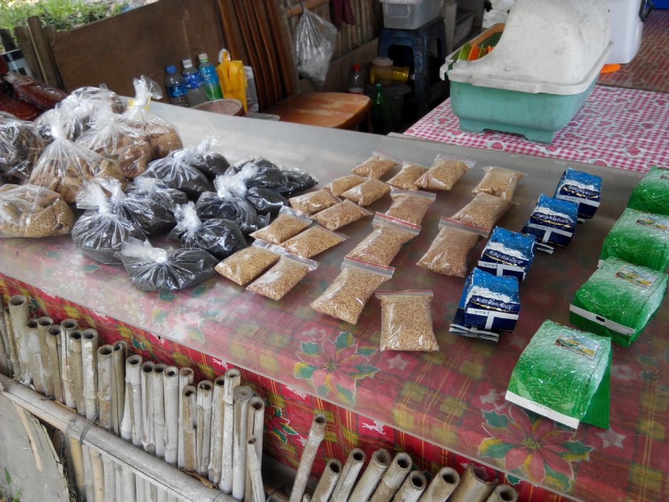愛玉小站販賣品 攝影：Lu