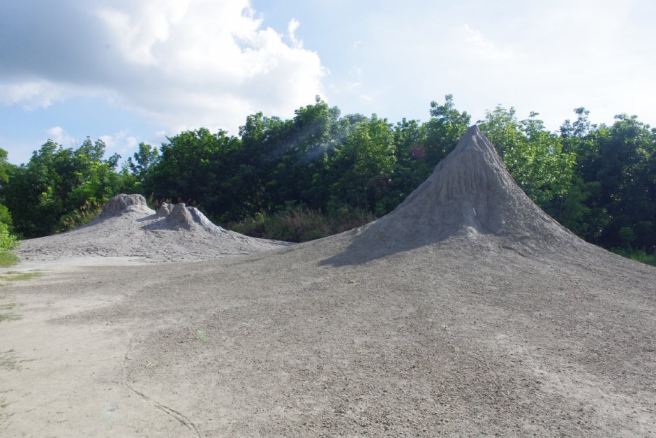 烏山頂泥火山自然保留區 攝影：Eva隨手拍