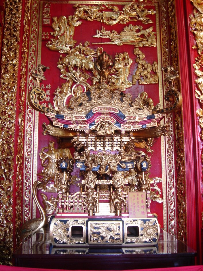 日本神轎 攝影：余燕鳳