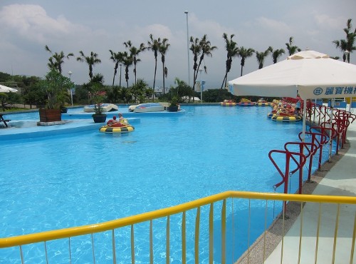 麗寶樂園