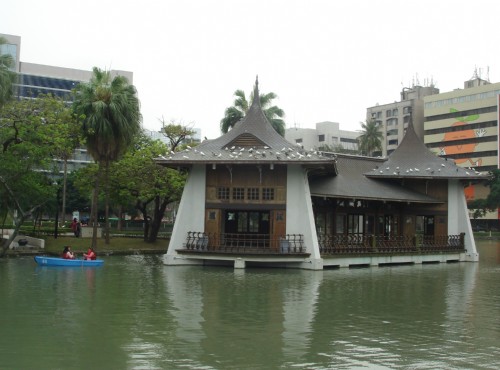 繼光街商圈 台中著名年貨大街