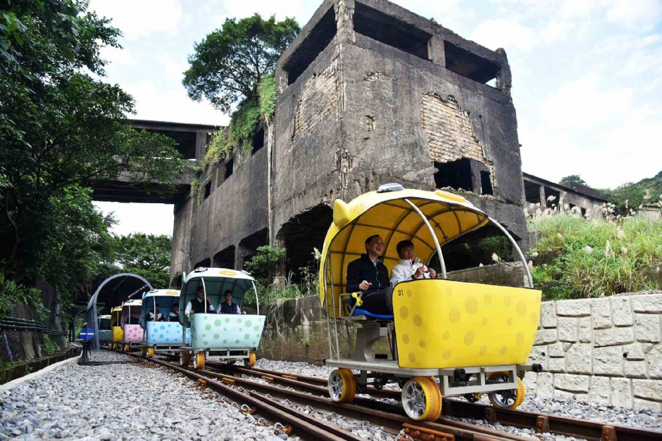 風景多元的深澳鐵道自行車 攝影：深澳鐵道自行車 提供