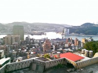 由中正公園俯看基隆市景<br/> 攝影：Eva隨手拍