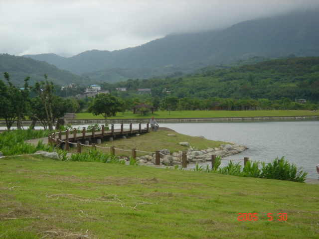 岸邊步道 攝影：劉雅妍