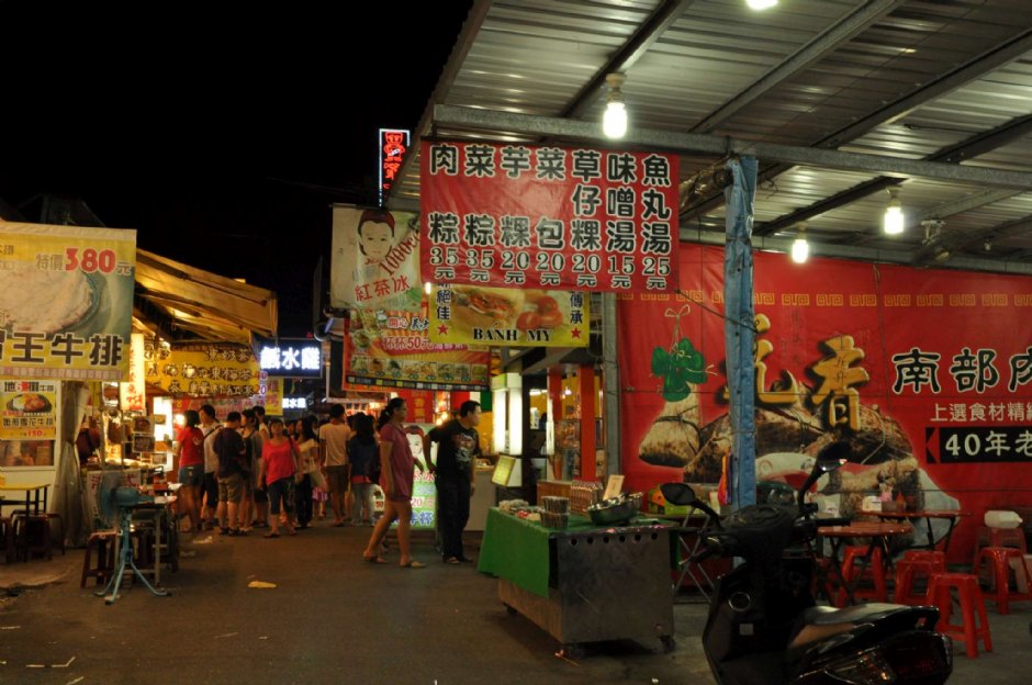自強夜市 攝影：Kavin