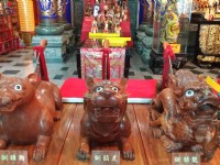 包青天祖廟-三條崙海清宮(狗頭鍘、虎頭鍘、龍頭鍘)<br/> 攝影：黃儒永