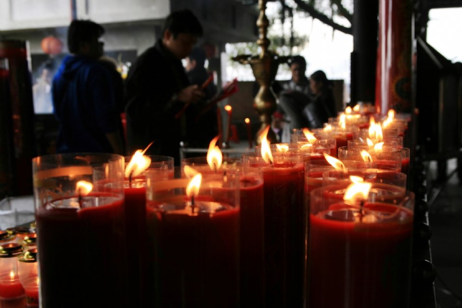 長排蠟燭 攝影：陳銘祥