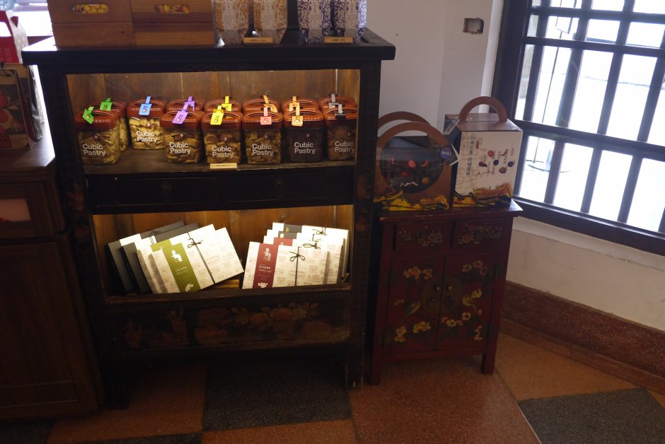 林百貨復古商品櫃 攝影：旅遊王攝影組