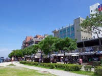 金色水岸風光<br/> 攝影：Eva隨手拍