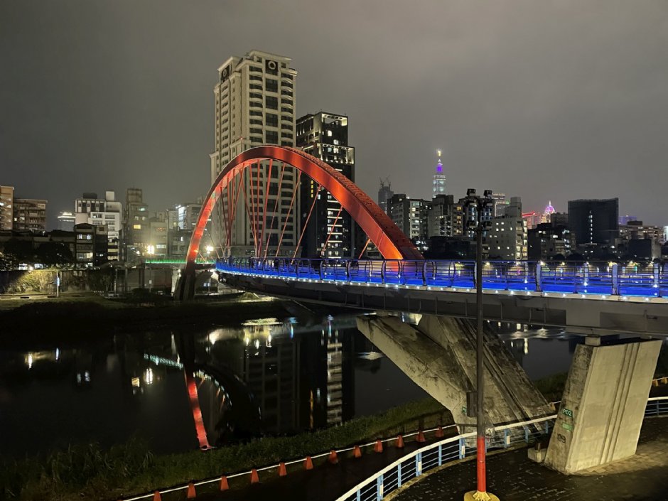 彩虹橋 攝影：Eva隨手拍
