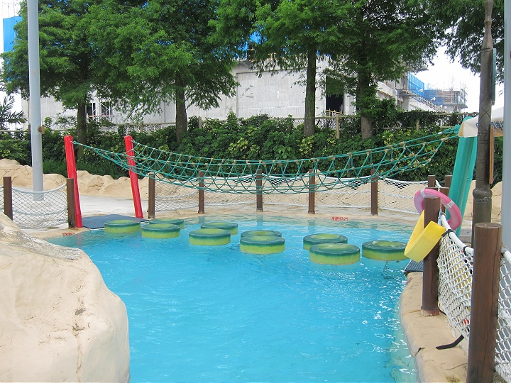 馬拉灣水上樂園 攝影：黃儒永