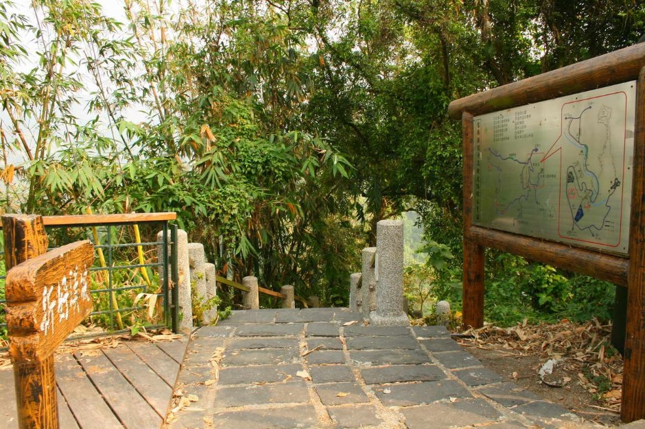 嶺頂公園 攝影：老山羊部落格