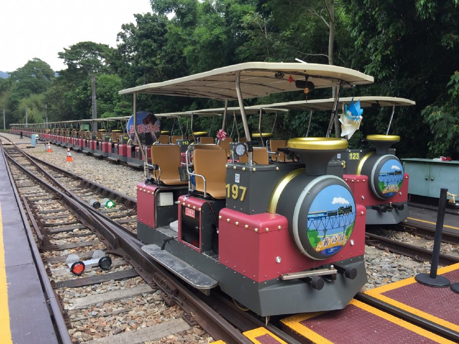 舊山線鐵道自行車 攝影：Eva隨手拍