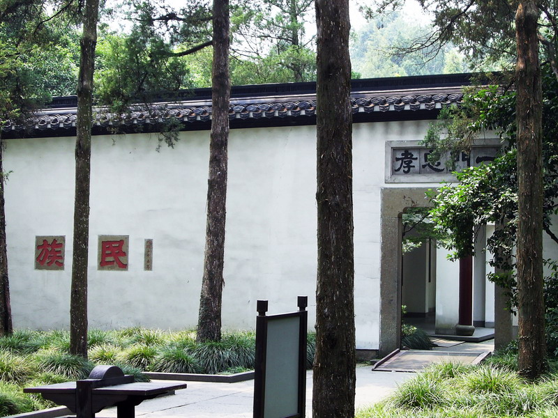 一門忠孝門 攝影：方盛文