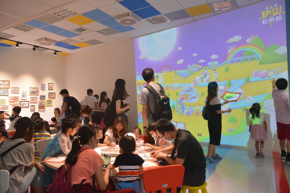 1樓兒童繪畫區 攝影：桃園市政府觀光旅遊局