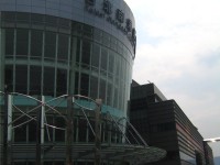 世貿南港展覽館外觀側拍<br/> 攝影：周峰逸