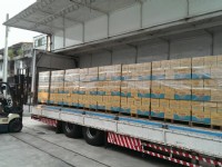 工廠裝貨<br/> 攝影：金礁溪觀光工廠 提供