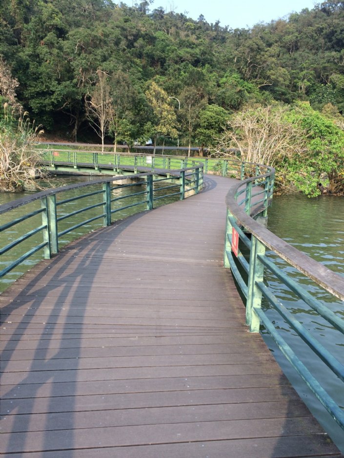 環湖步道 攝影：Eva隨手拍