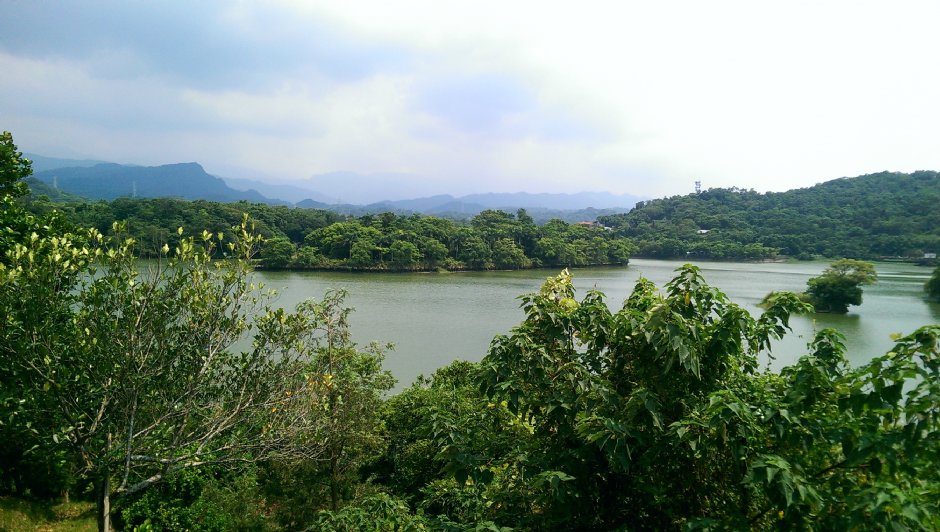 峨眉湖 攝影：Eva隨手拍