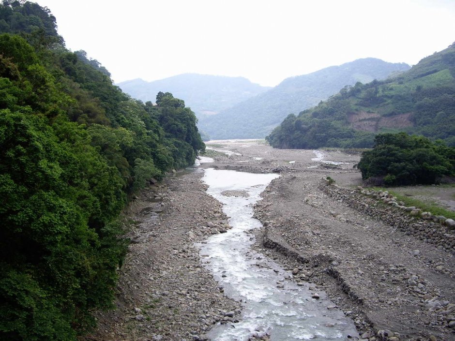 溪流延綿 攝影：老山羊(林文智)