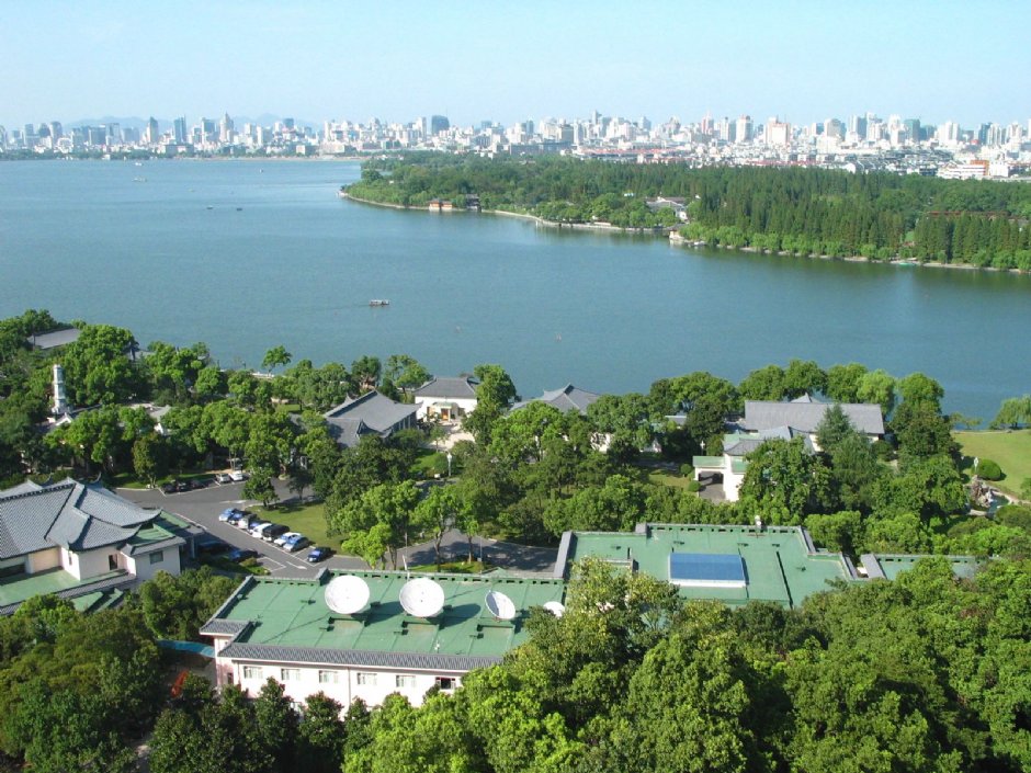 眺望出去看到西子賓館 攝影：馮順