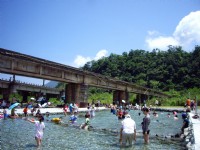 東岳湧泉<br/> 攝影：Eva隨手拍