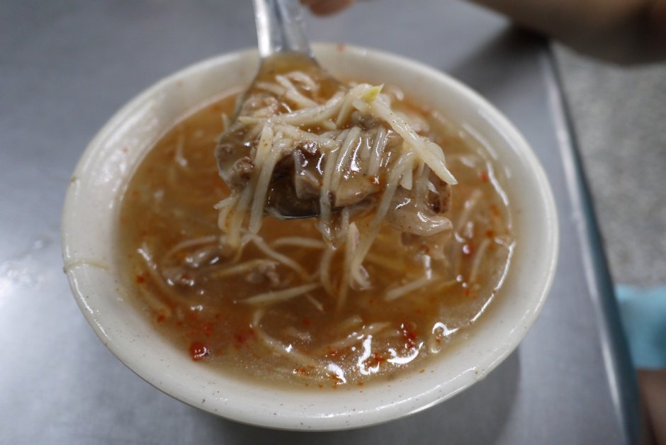 知名小吃鴨肉羹 攝影：旅遊王攝影組