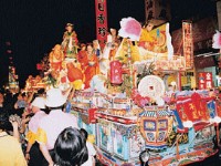 多樣化裝飾的藝閣表演<br/> 攝影：雲林縣政府