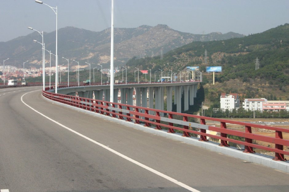 海滄大橋彎道景色 攝影：馮順