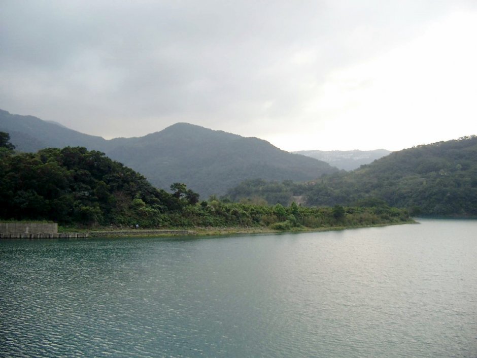 新烏公路旁南勢溪美景 攝影：Eva隨手拍