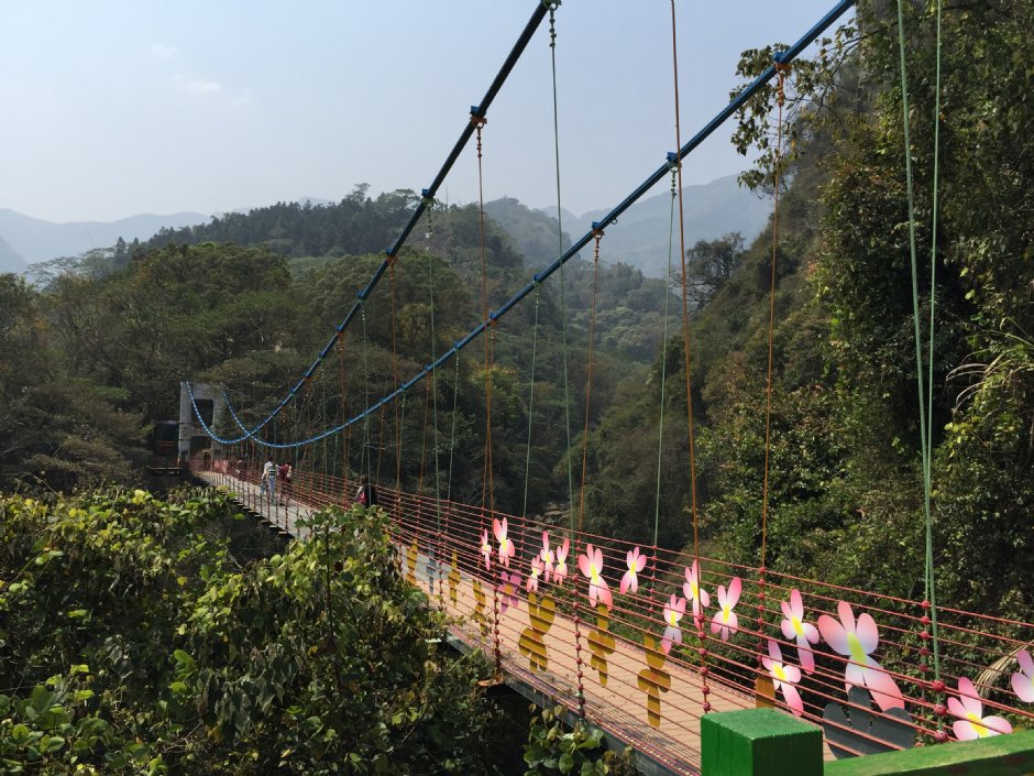 坪瀨琉璃光之橋 攝影：旅遊王攝影組