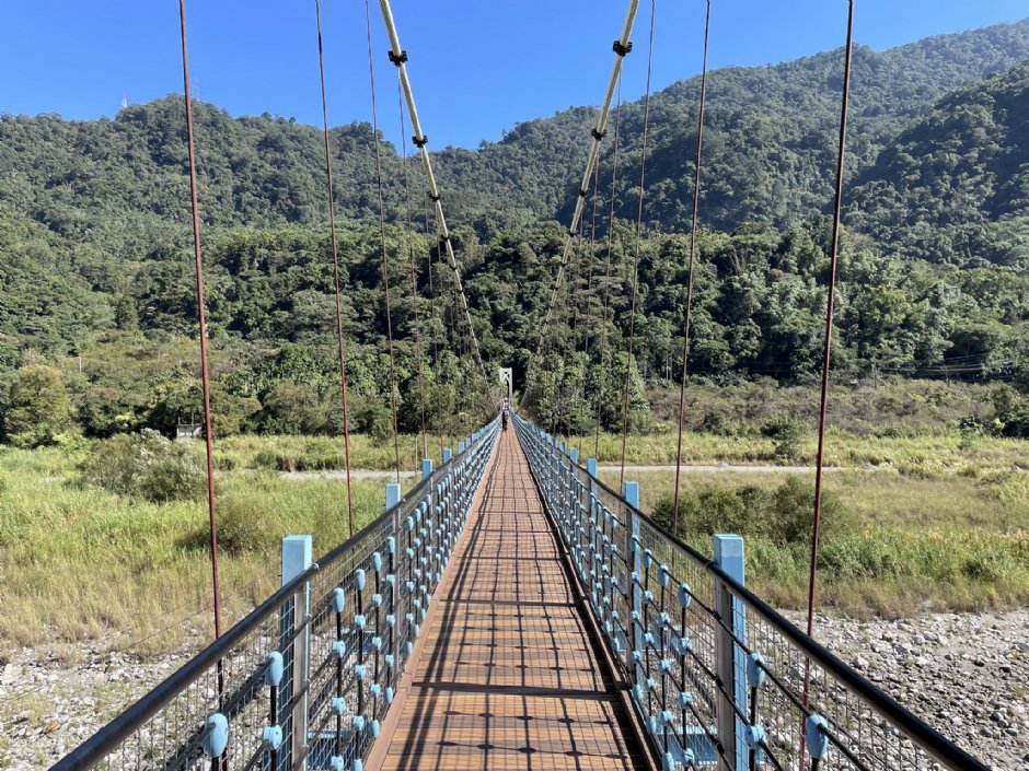 白鹿吊橋 攝影：Eva隨手拍
