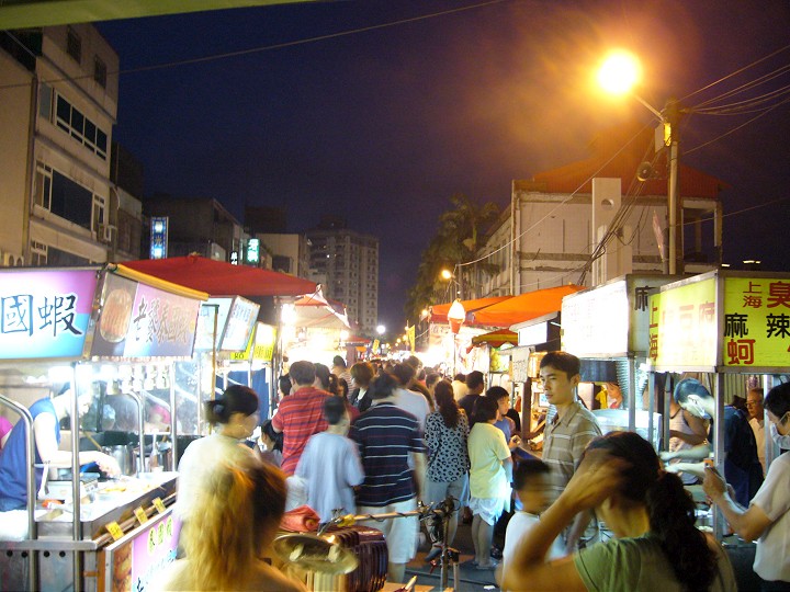 中壢觀光夜市 攝影：劉曉雯