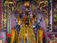 殿內神像<br/> 攝影：amo