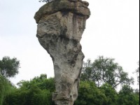 柯岩雲骨<br/> 攝影：馮順