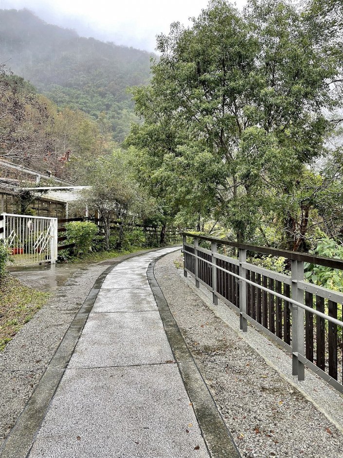 布洛灣吊橋(山月吊橋) 攝影：Eva隨手拍