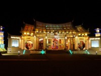 玻璃媽祖廟-護聖宮<br/> 攝影：潘秀慈