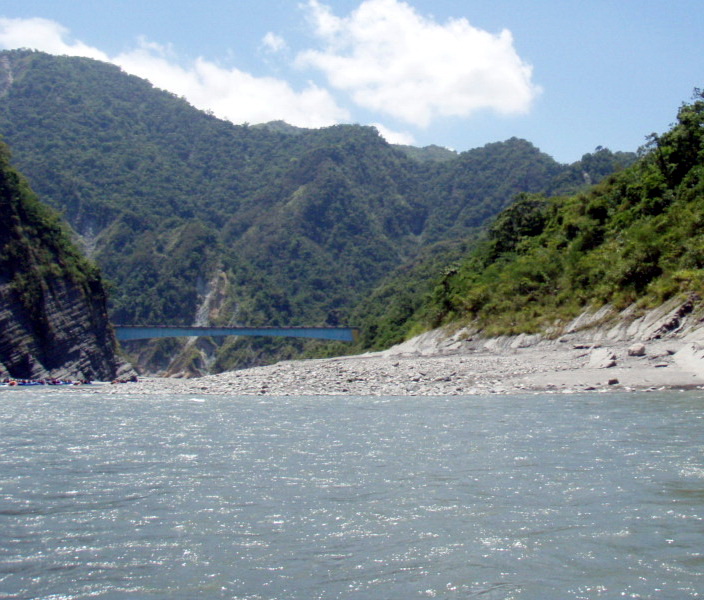 奇美橋 攝影：黃儒永