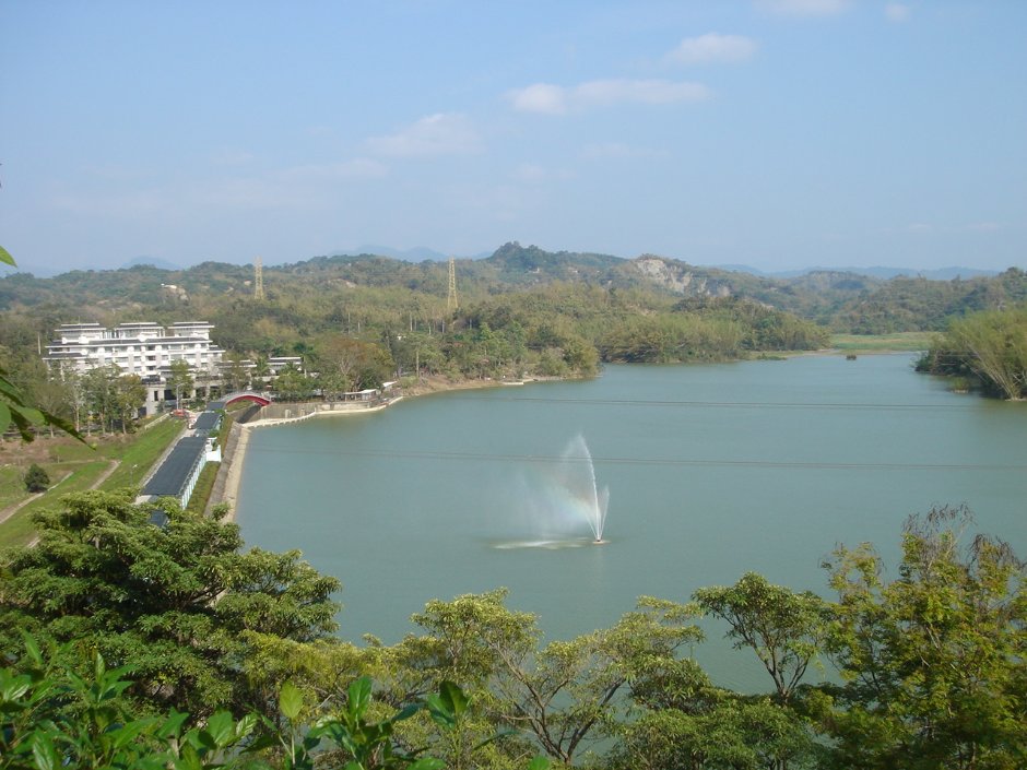 遠眺水庫一景 攝影：鄭惠文