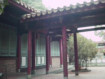 門廊間 攝影：郭香妙